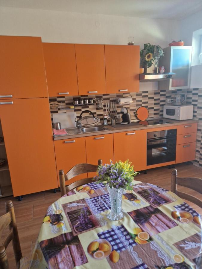 Vera Apartment Kampor المظهر الخارجي الصورة