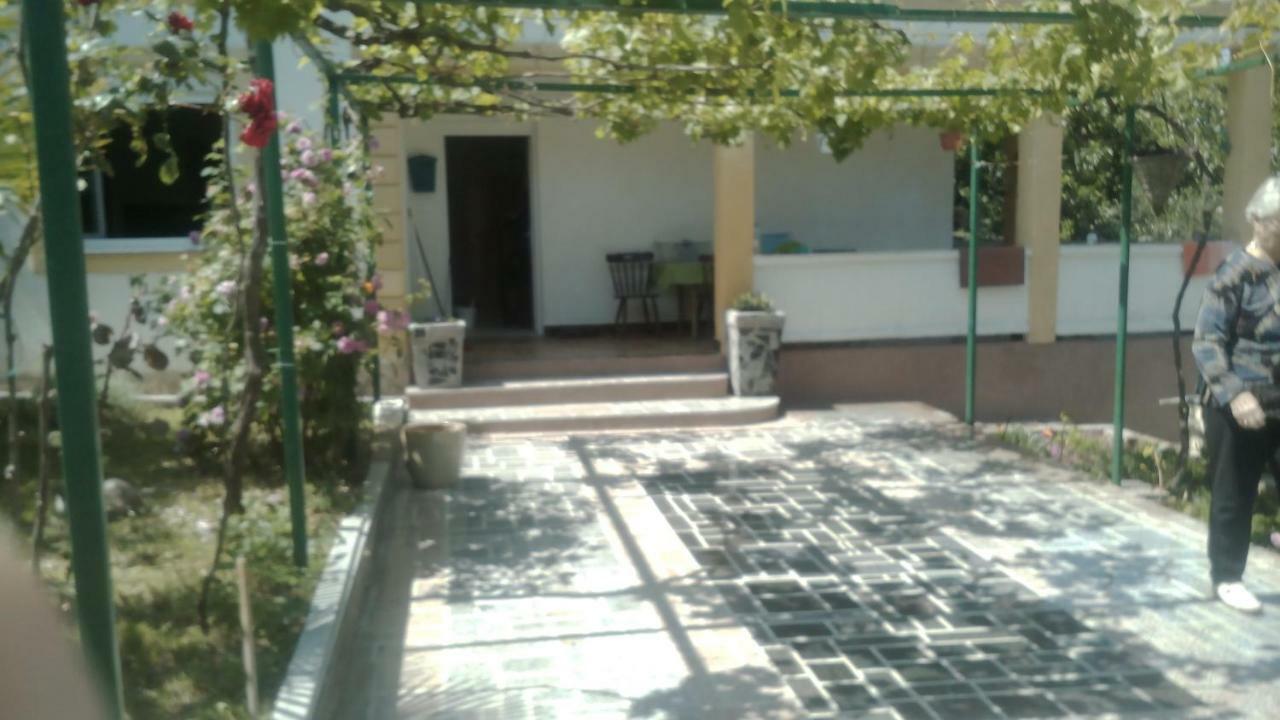 Vera Apartment Kampor المظهر الخارجي الصورة